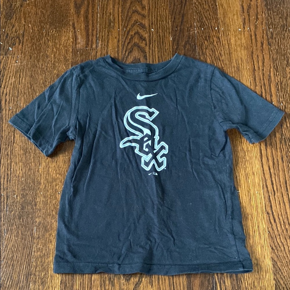 Nike Chicago White Sox Black Graphic T-Shirt